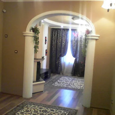 Apartament Floor In Ira's House