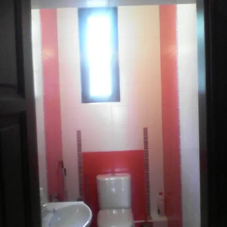 Floor In Ira's House Apartament Warna